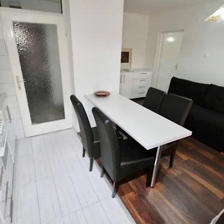 Apartment Apartman Marko Bl *
